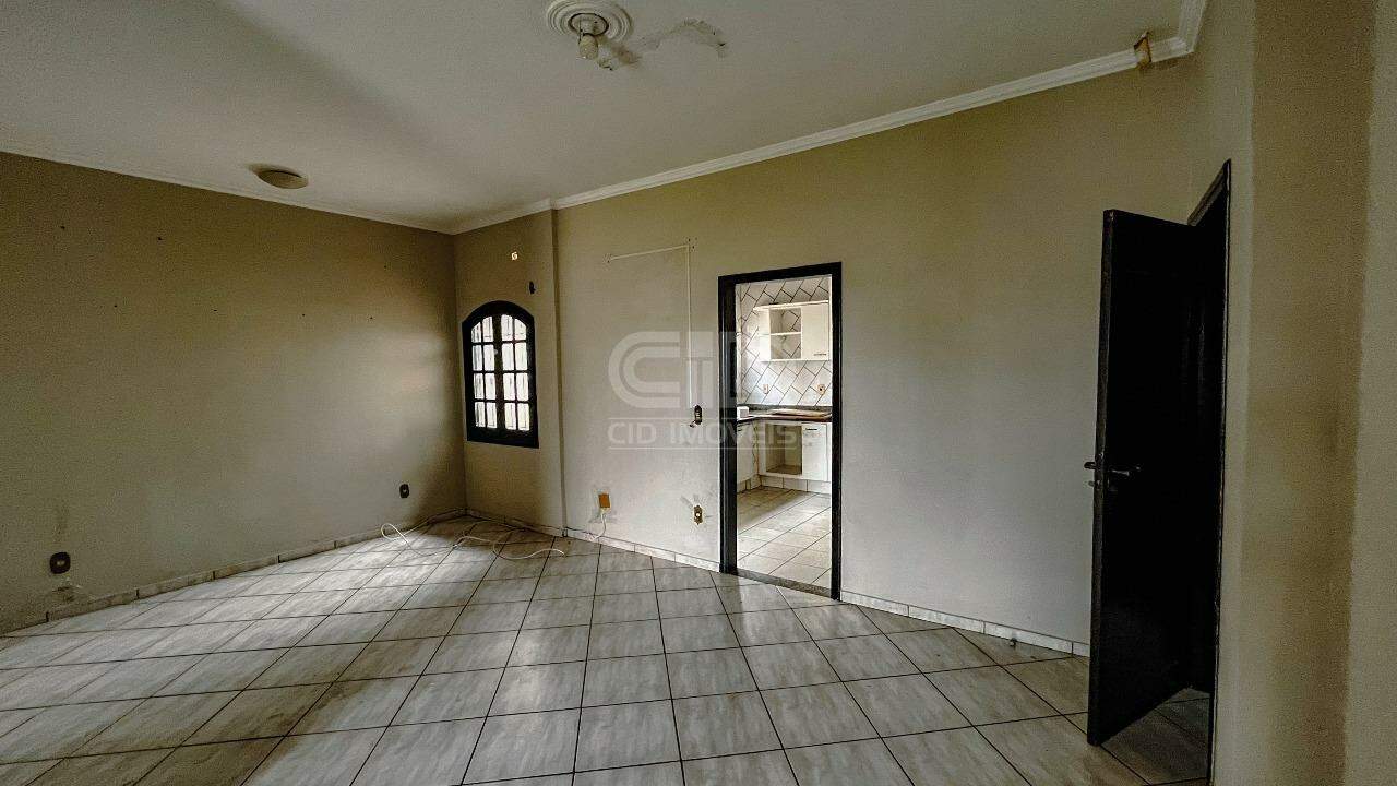 Casa à venda com 3 quartos, 197m² - Foto 11