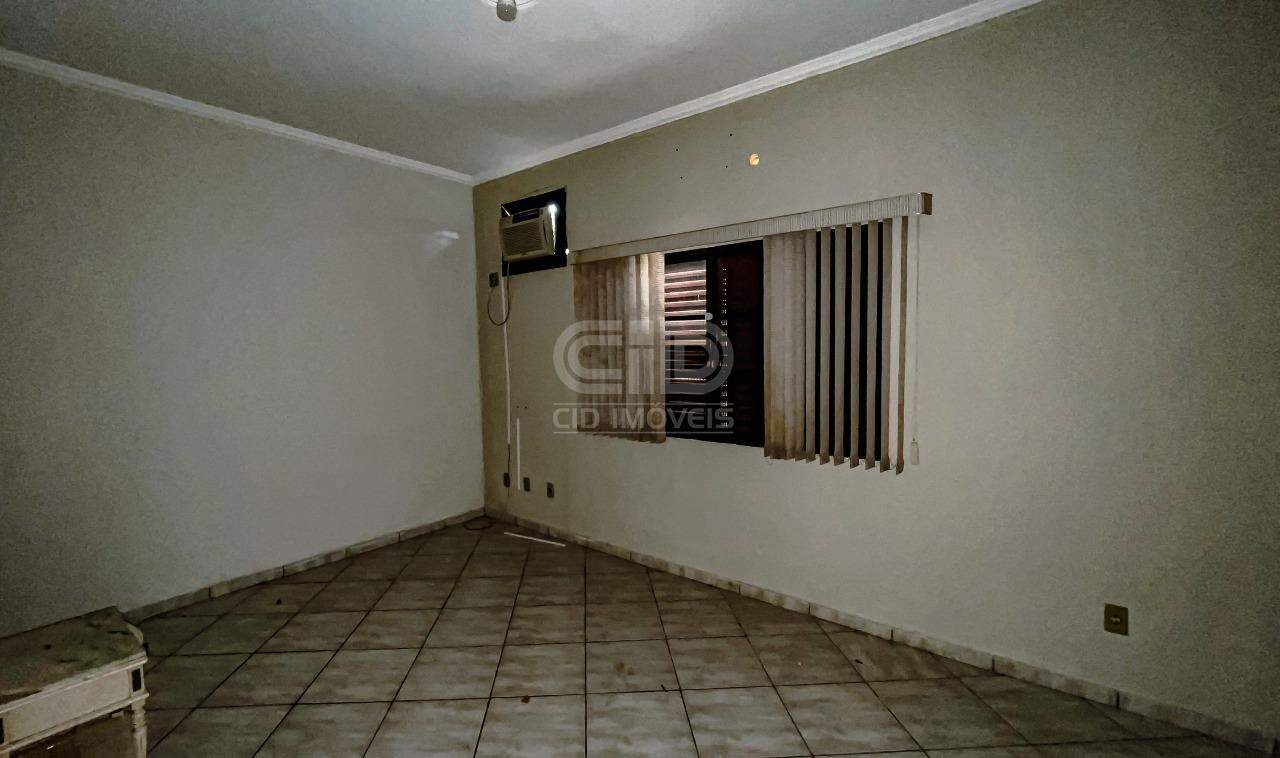 Casa à venda com 3 quartos, 197m² - Foto 15