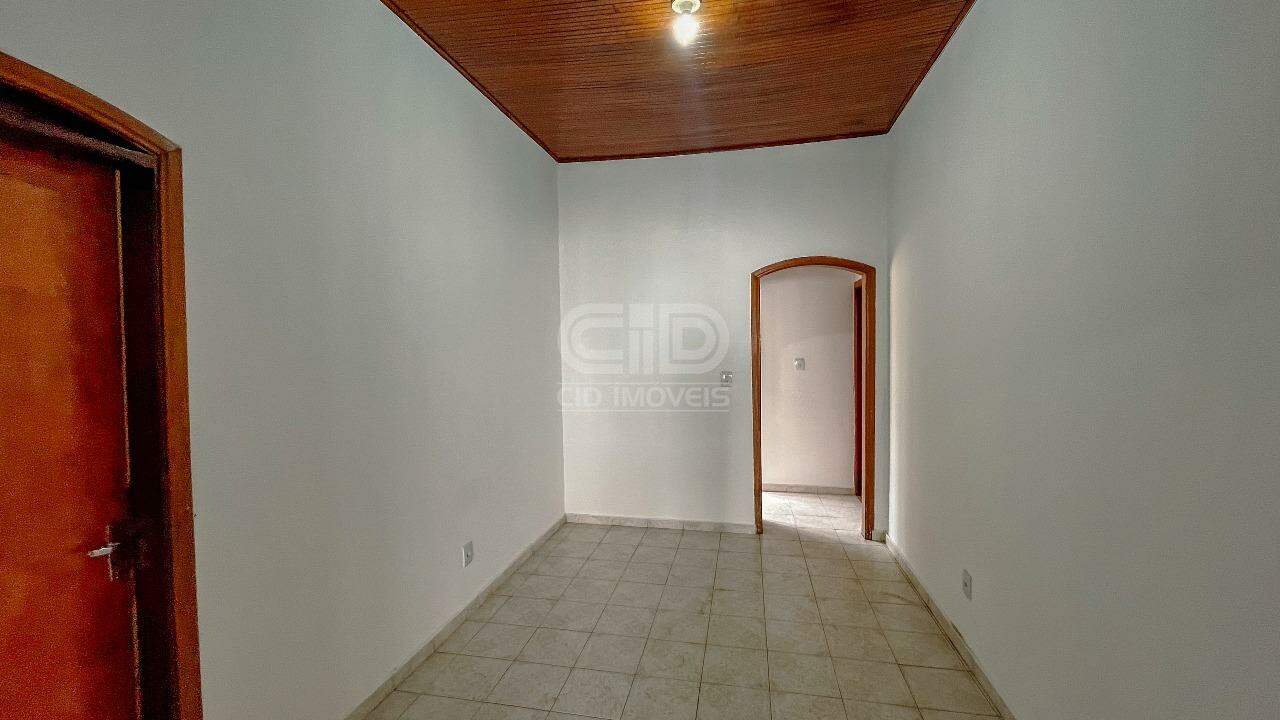 Casa à venda com 3 quartos, 164m² - Foto 7