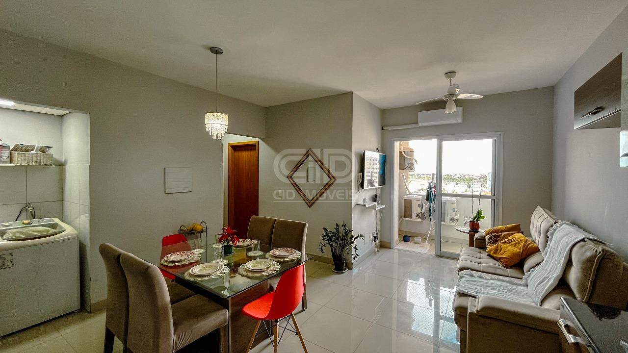 Apartamento à venda com 2 quartos, 78m² - Foto 1