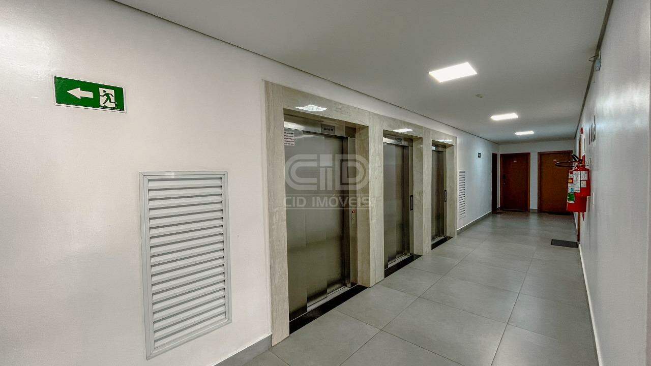 Apartamento à venda com 2 quartos, 78m² - Foto 11