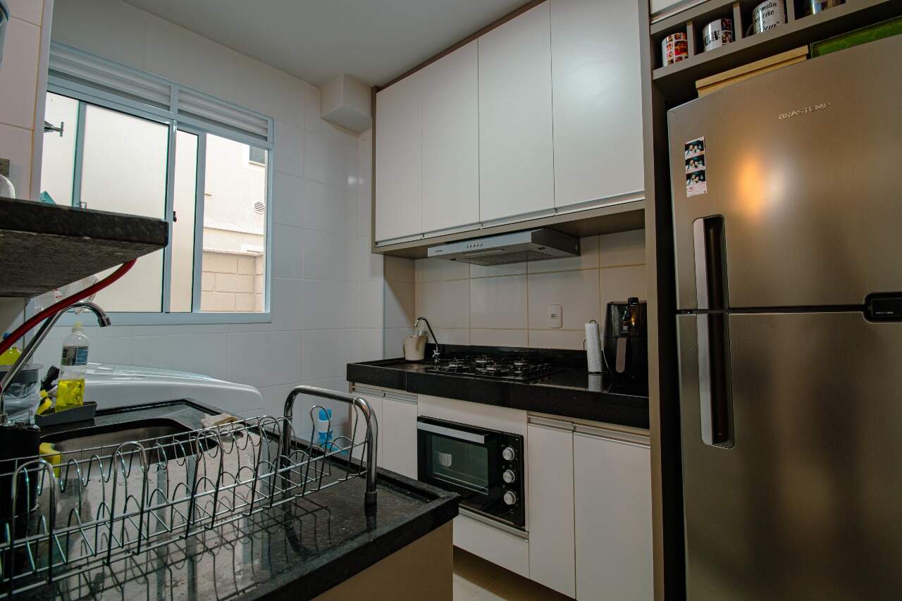 Apartamento à venda com 2 quartos, 40m² - Foto 5