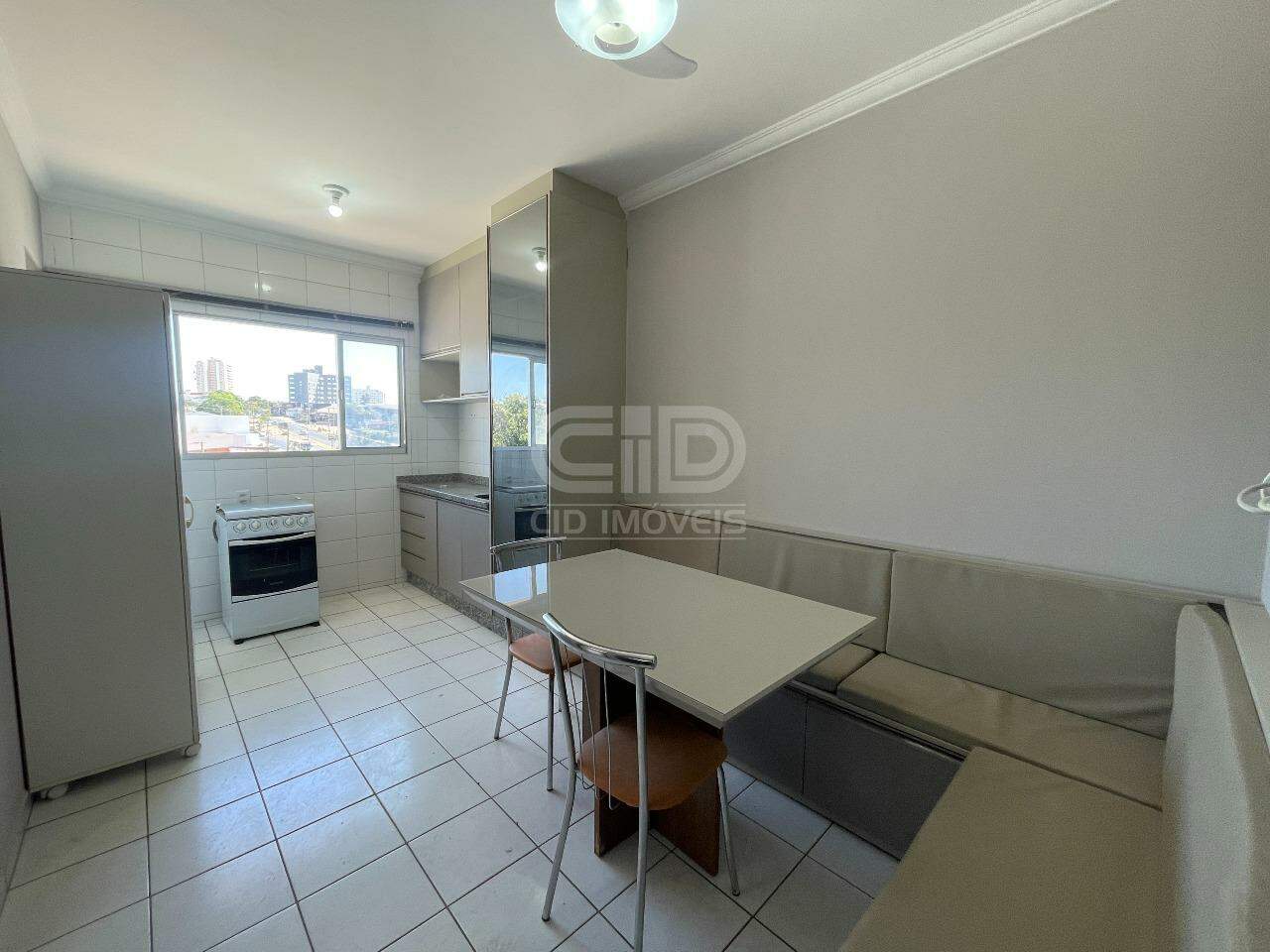 Apartamento à venda com 1 quarto, 35m² - Foto 1