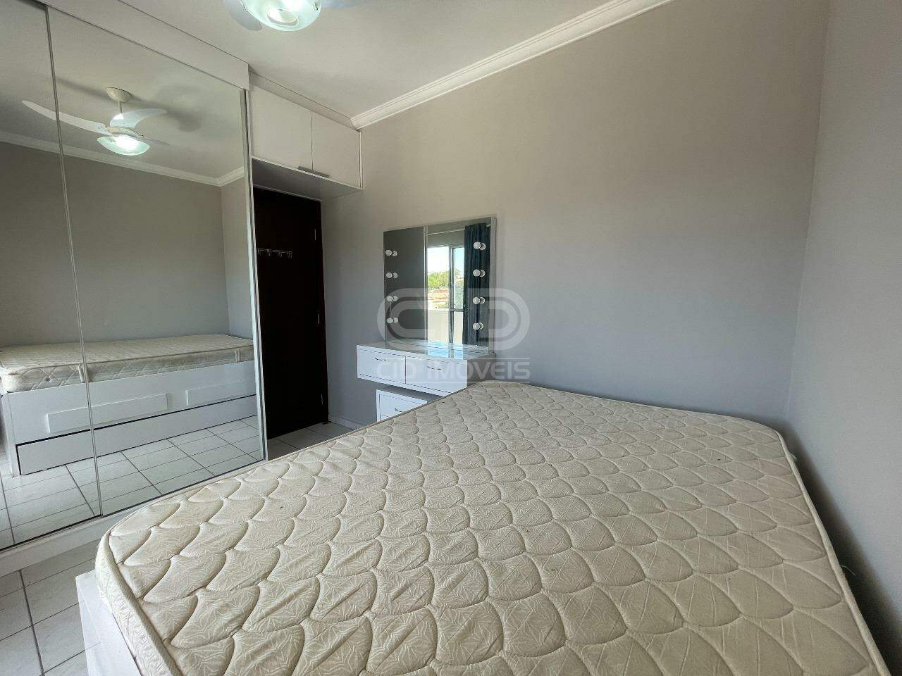 Apartamento à venda com 1 quarto, 35m² - Foto 7