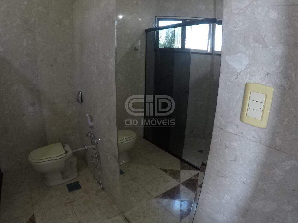 Apartamento à venda com 3 quartos, 245m² - Foto 26