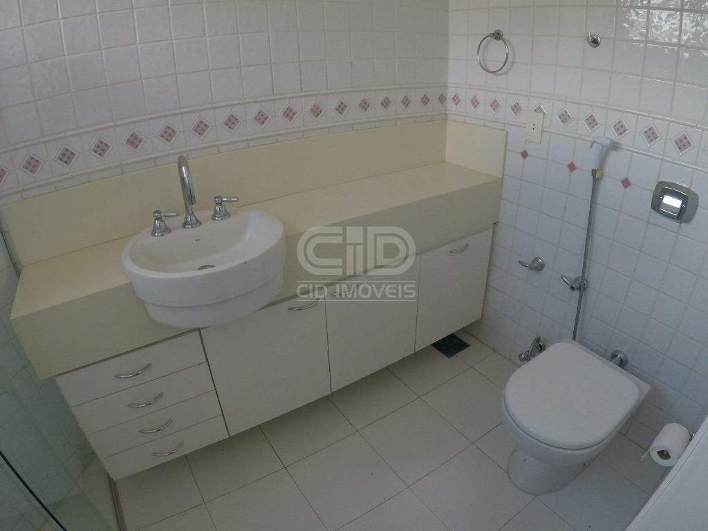 Apartamento à venda com 3 quartos, 245m² - Foto 29