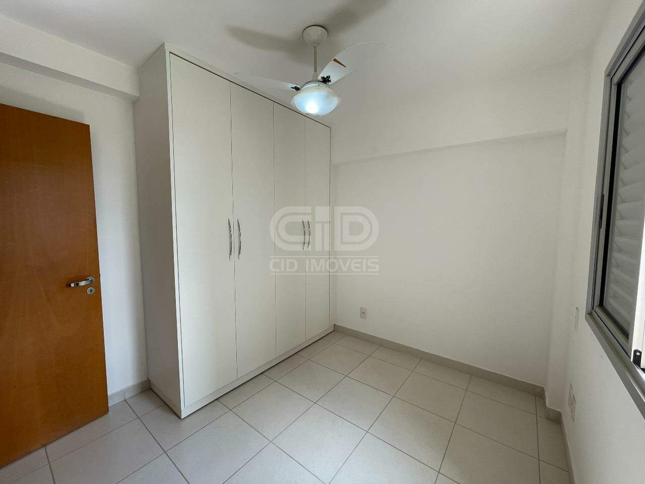 Apartamento para alugar com 3 quartos, 92m² - Foto 18