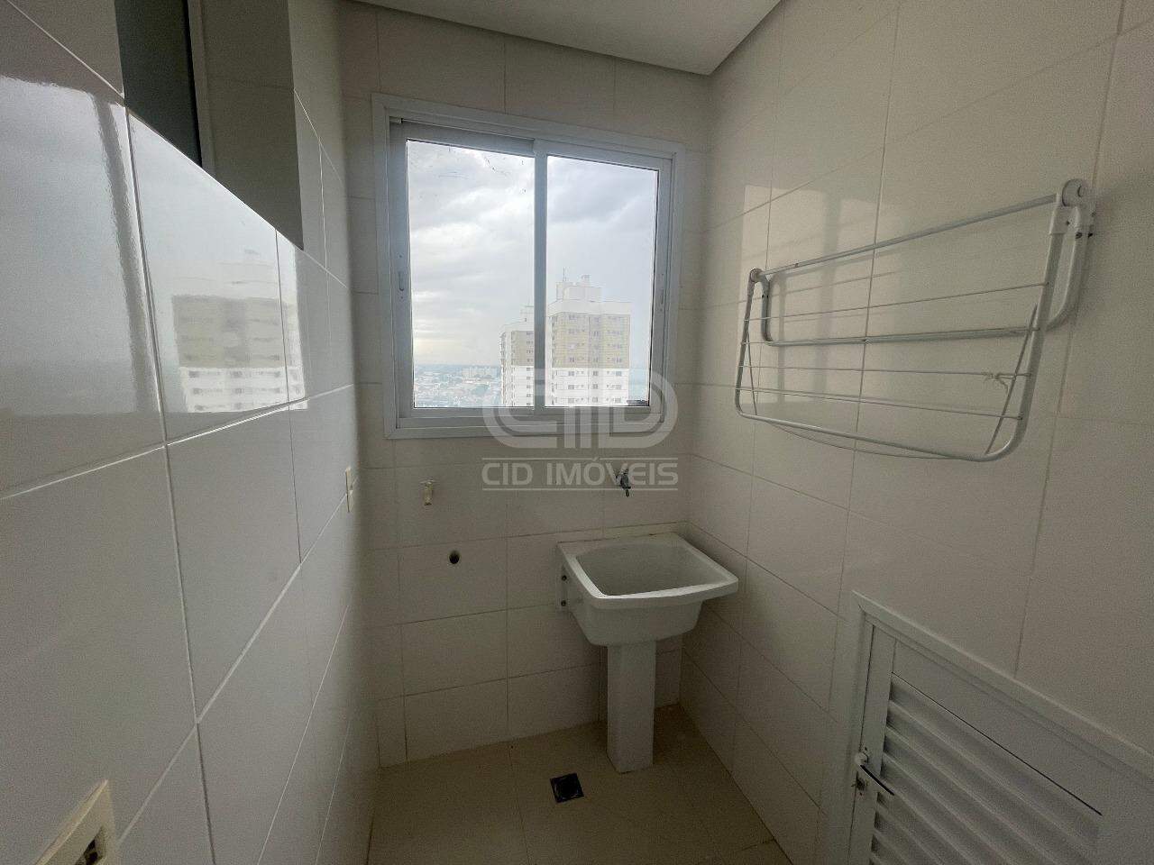 Apartamento à venda com 3 quartos, 80m² - Foto 17