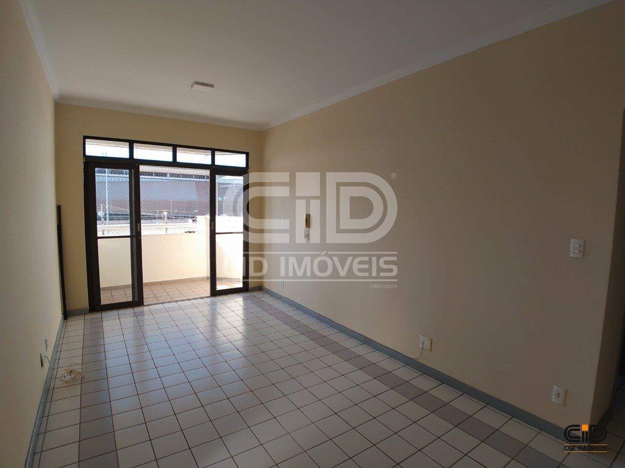 Apartamento à venda com 2 quartos, 64m² - Foto 3