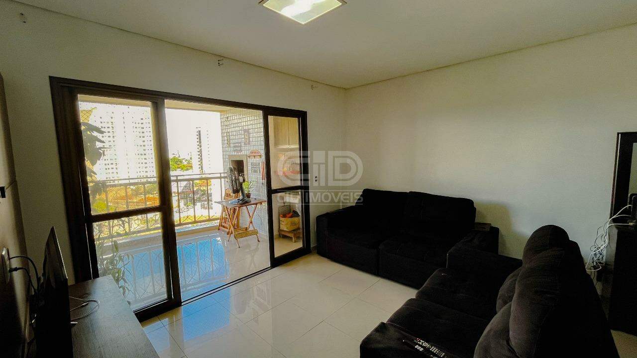 Apartamento à venda com 3 quartos, 125m² - Foto 2