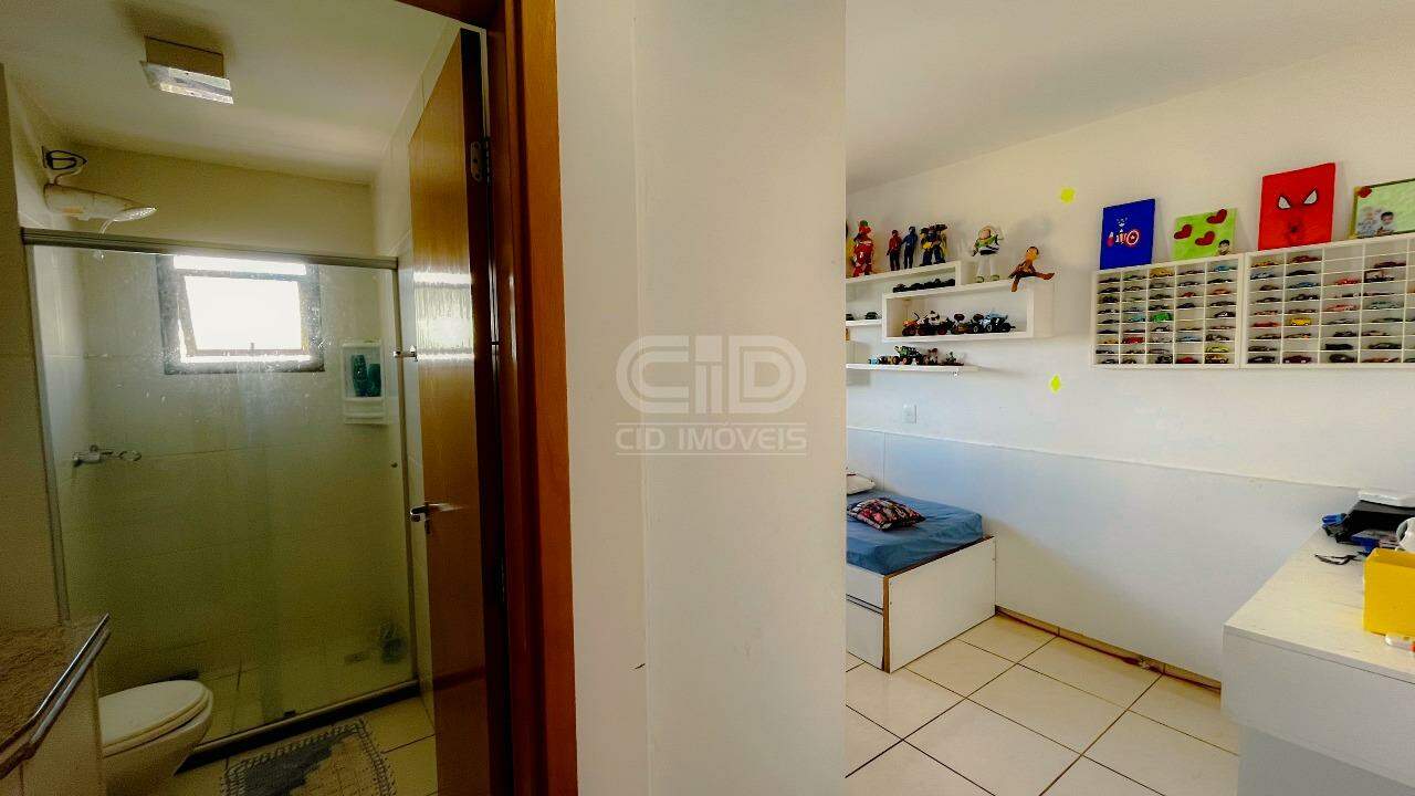 Apartamento à venda com 3 quartos, 125m² - Foto 7