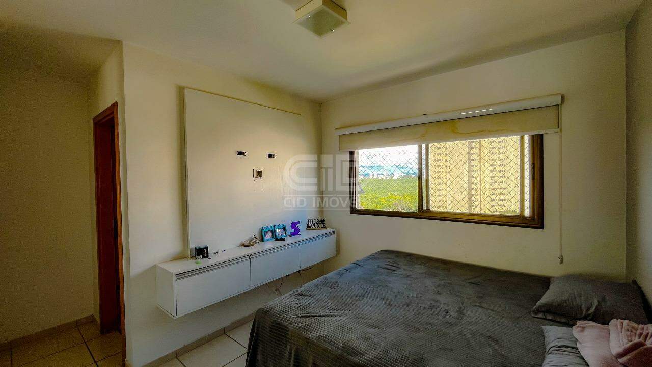 Apartamento à venda com 3 quartos, 125m² - Foto 10