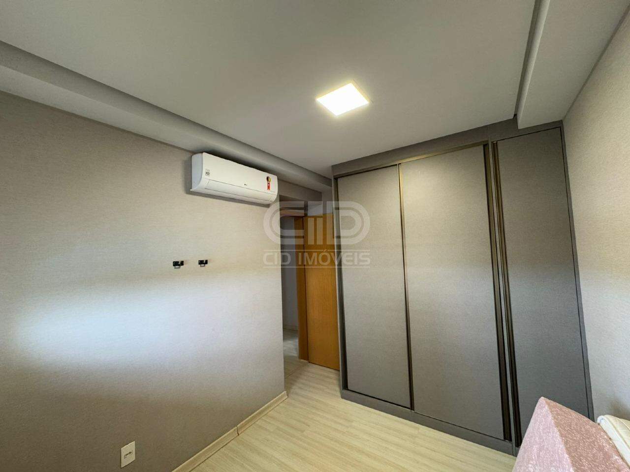 Apartamento para alugar com 3 quartos, 119m² - Foto 9