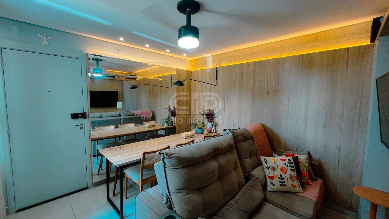 Apartamento à venda com 2 quartos, 51m² - Foto 2