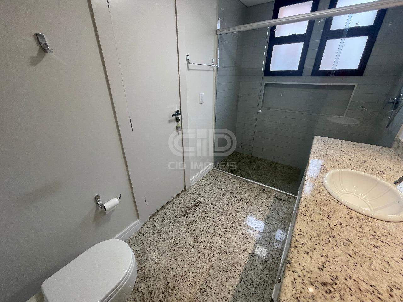 Apartamento para alugar com 4 quartos, 335m² - Foto 27