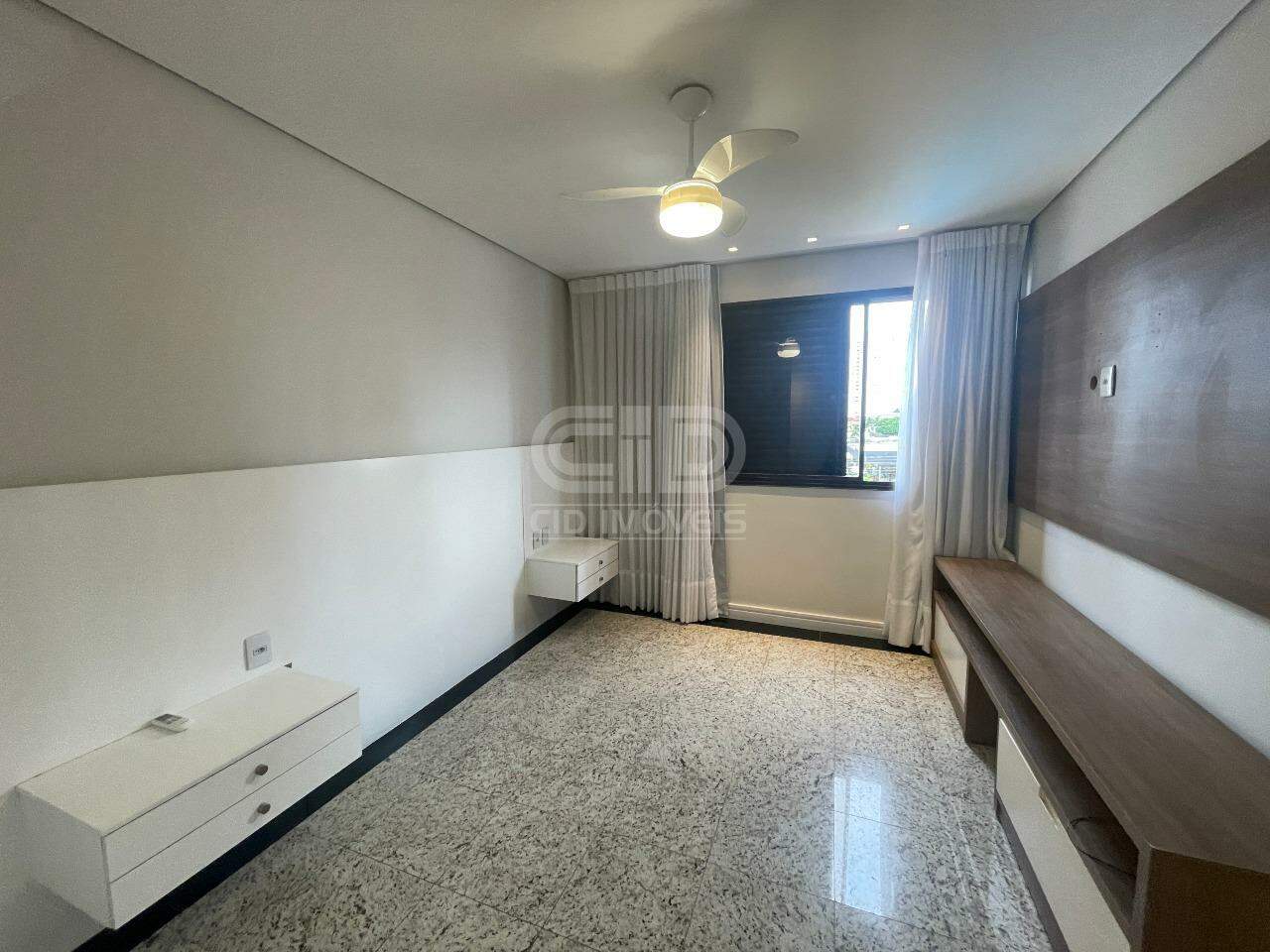 Apartamento para alugar com 4 quartos, 335m² - Foto 22