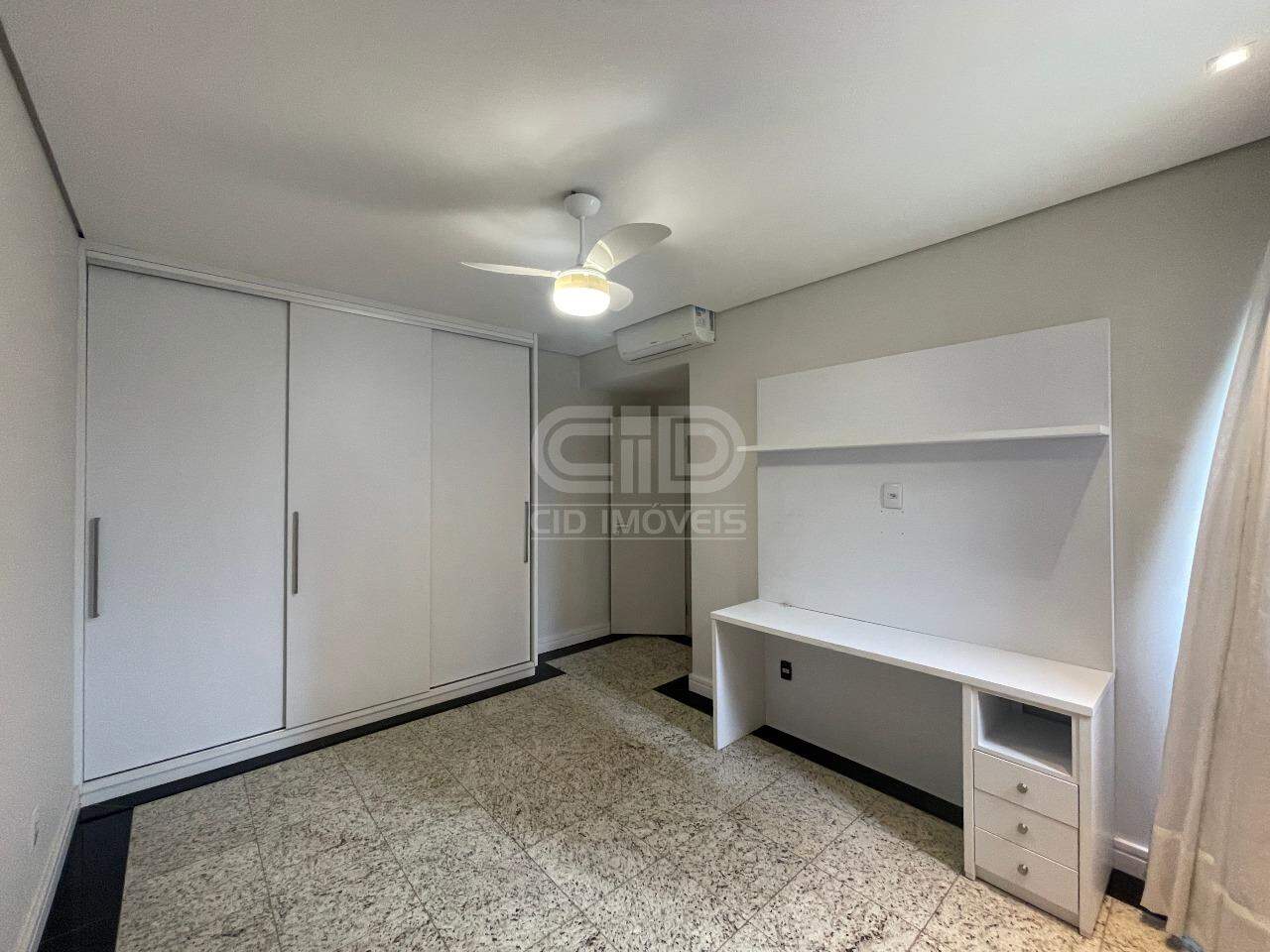 Apartamento para alugar com 4 quartos, 335m² - Foto 15