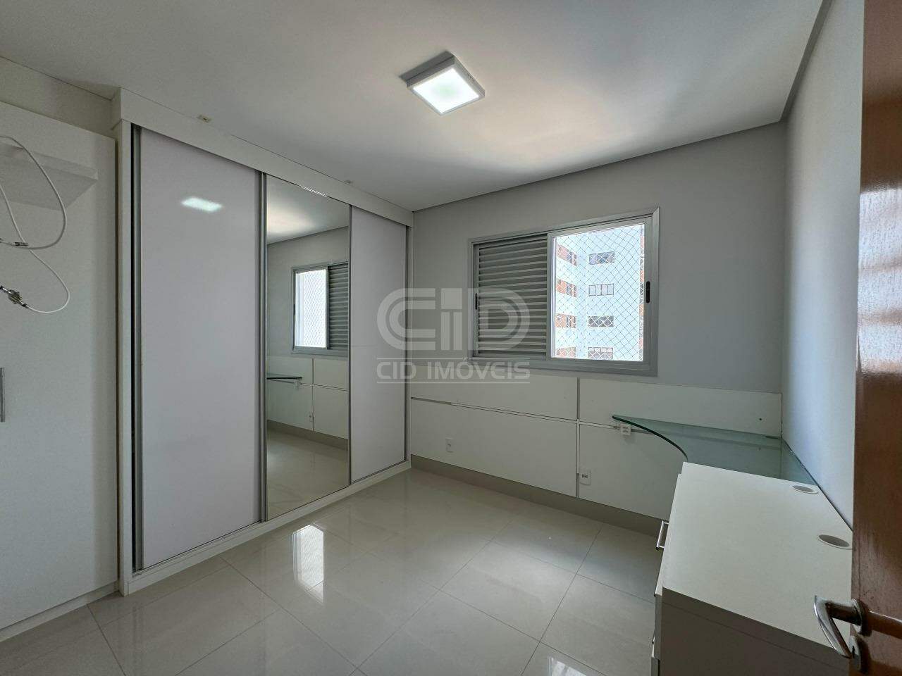 Apartamento à venda com 3 quartos, 141m² - Foto 12