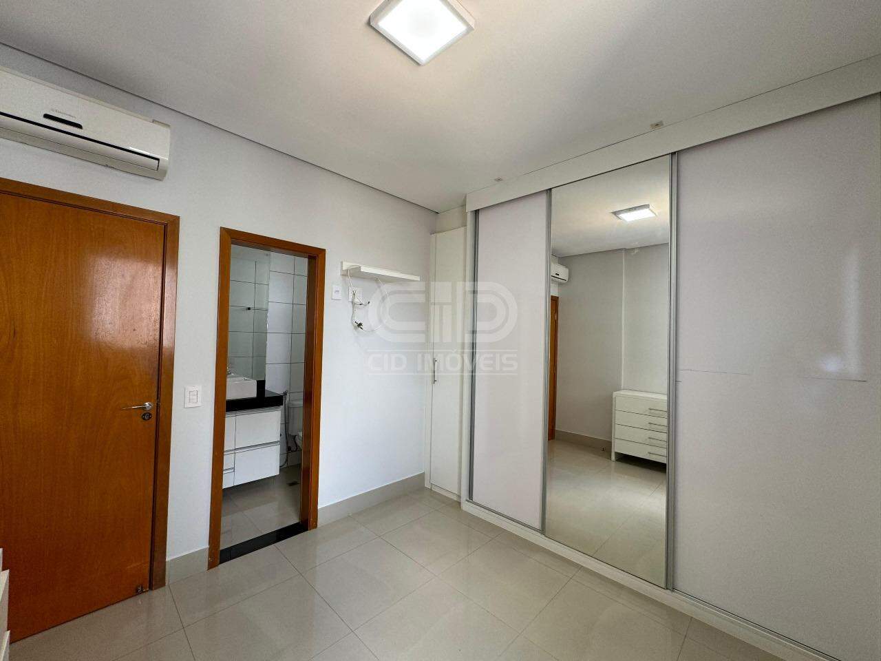 Apartamento à venda com 3 quartos, 141m² - Foto 13