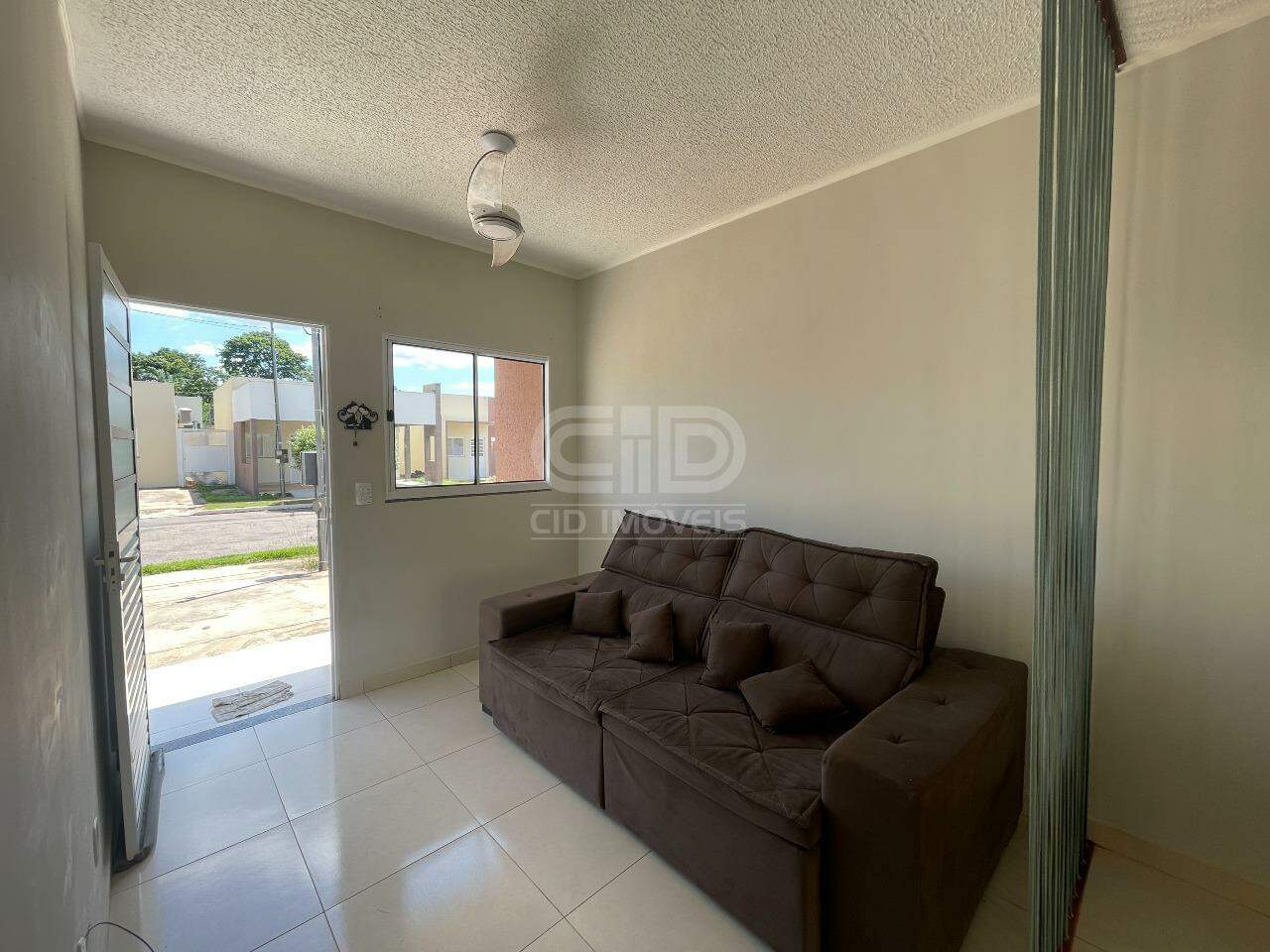 Casa de Condomínio para alugar com 2 quartos, 56m² - Foto 3