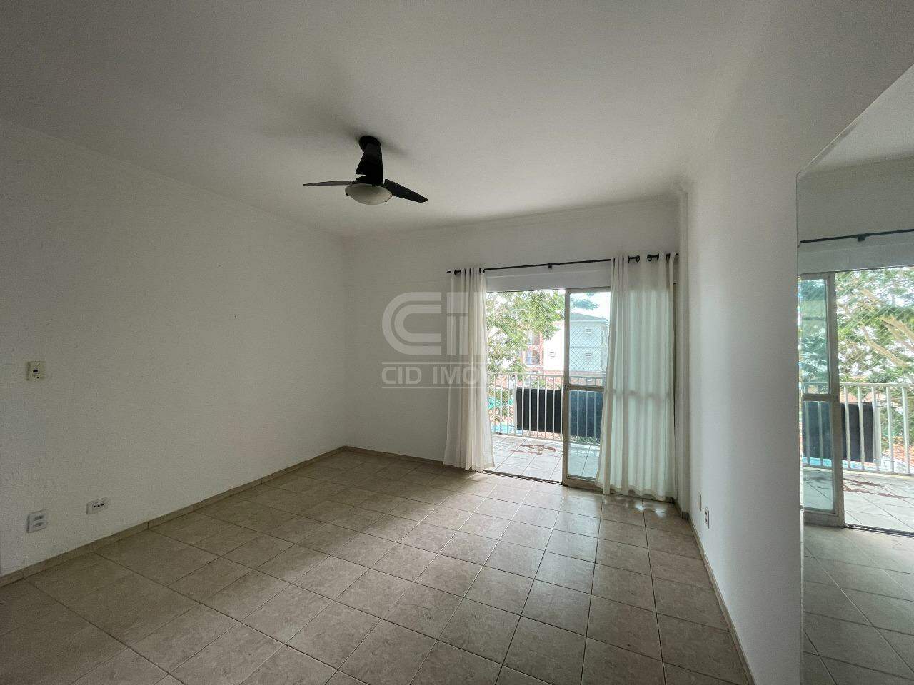 Apartamento para alugar com 2 quartos, 102m² - Foto 2