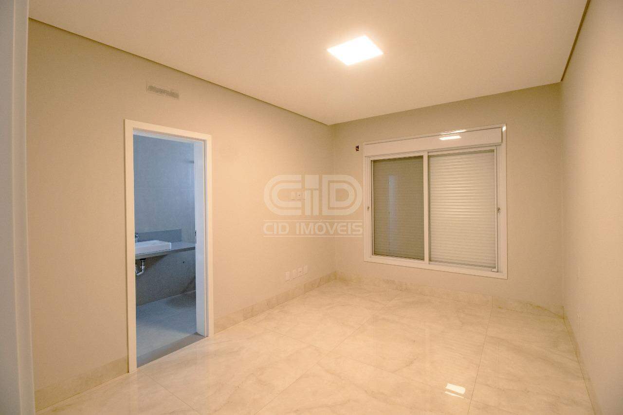 Casa de Condomínio à venda com 3 quartos, 301m² - Foto 12