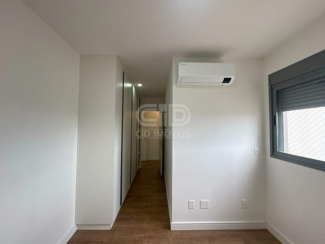 Apartamento para alugar com 3 quartos, 105m² - Foto 10