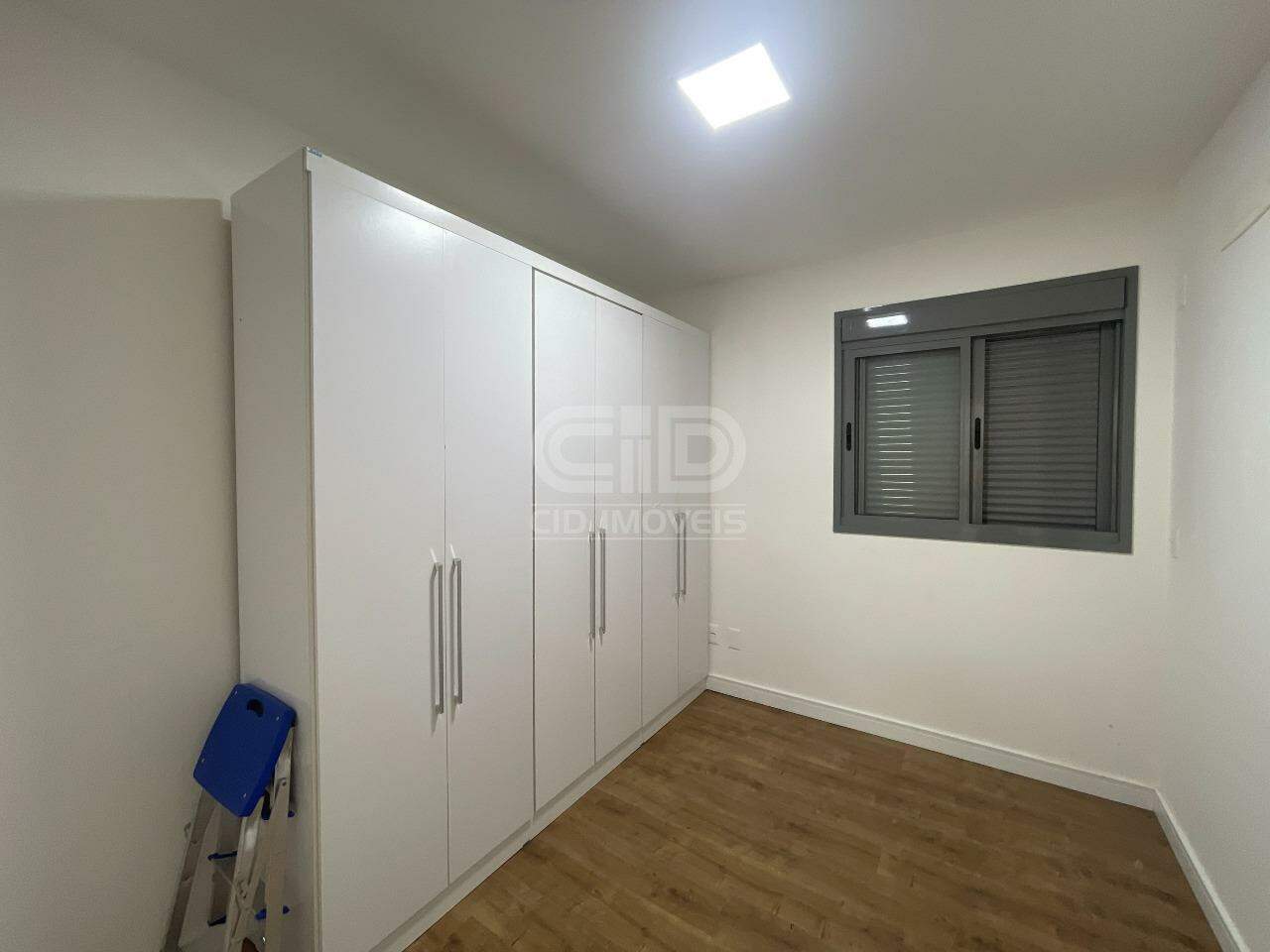 Apartamento para alugar com 3 quartos, 105m² - Foto 12