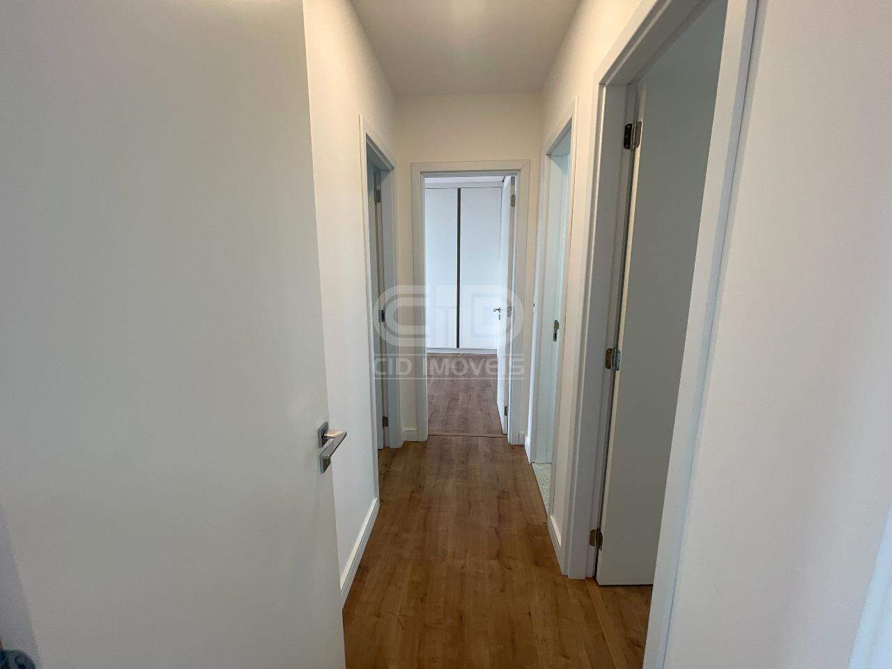 Apartamento para alugar com 3 quartos, 105m² - Foto 6