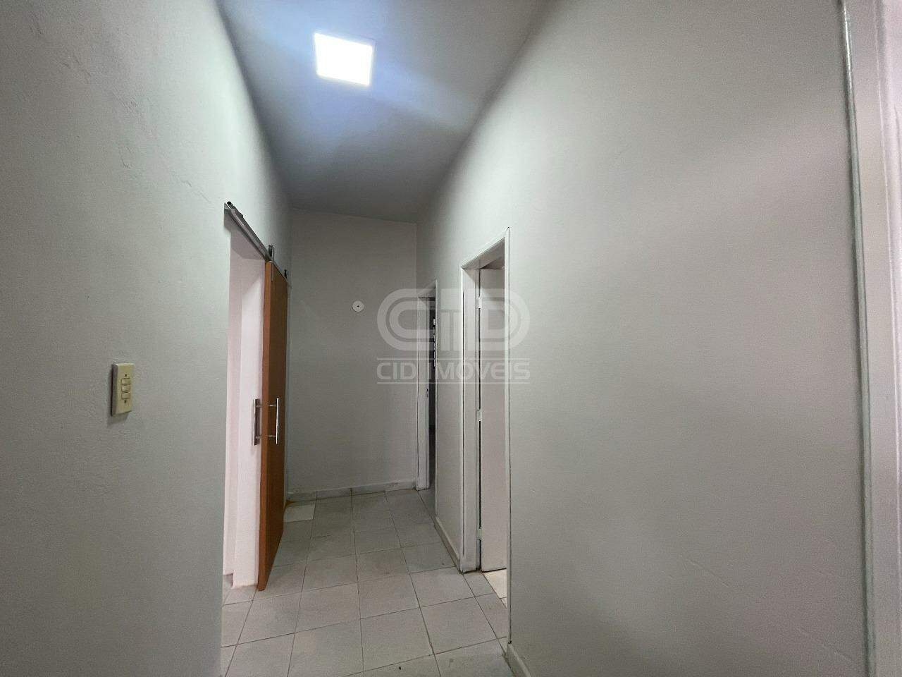 Casa para alugar com 2 quartos, 182m² - Foto 8