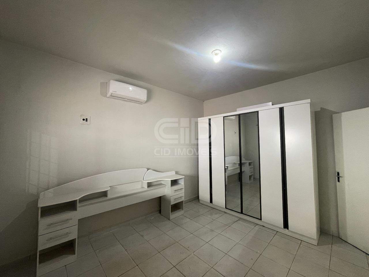 Casa para alugar com 2 quartos, 182m² - Foto 17