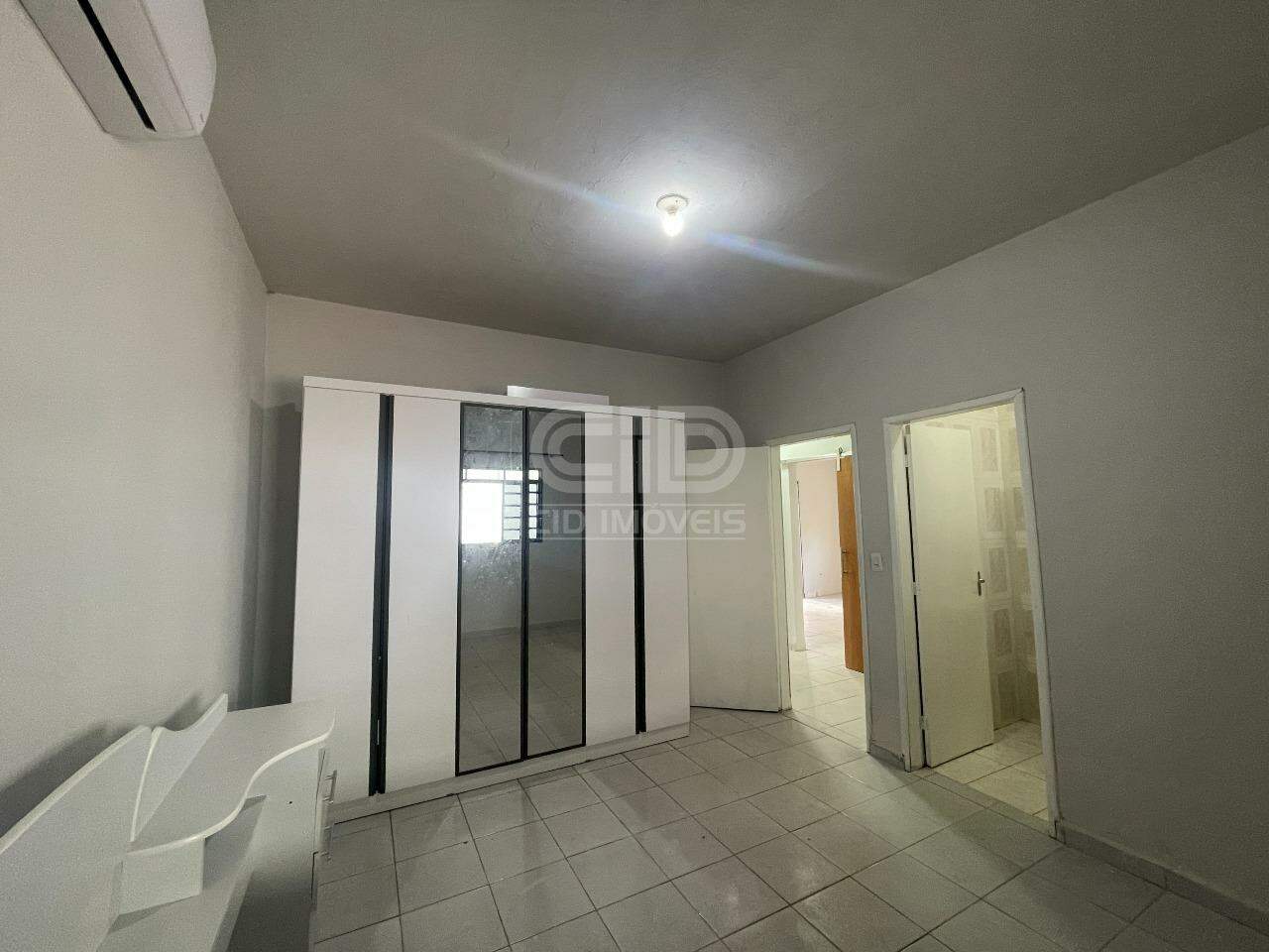 Casa para alugar com 2 quartos, 182m² - Foto 18