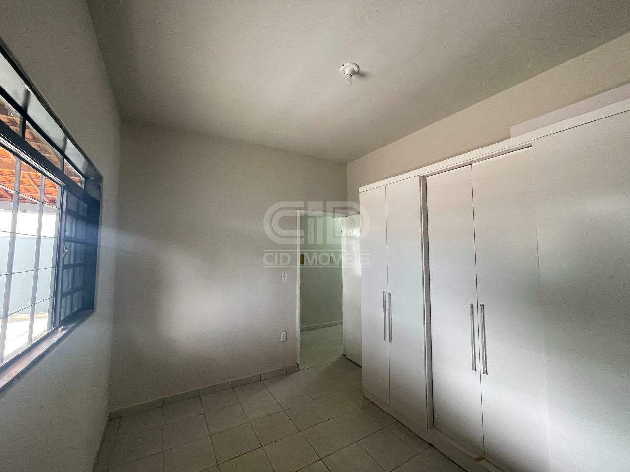 Casa para alugar com 2 quartos, 182m² - Foto 12