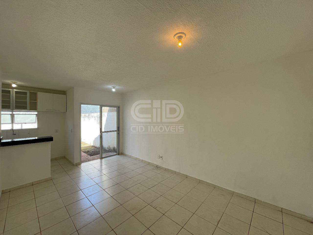 Casa em Condomínio para aluguel no Guarita II: 
