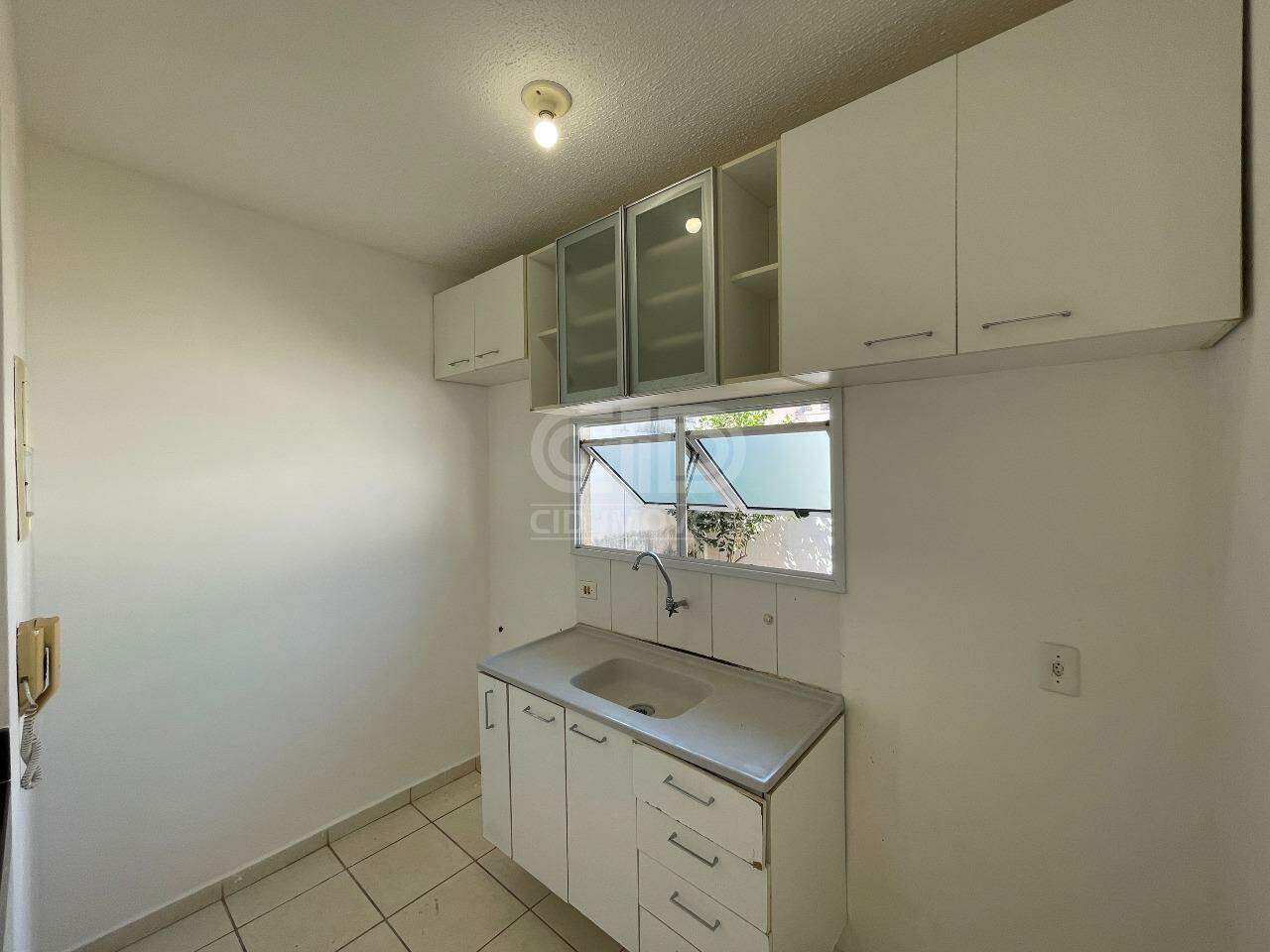 Casa em Condomínio para aluguel no Guarita II: 