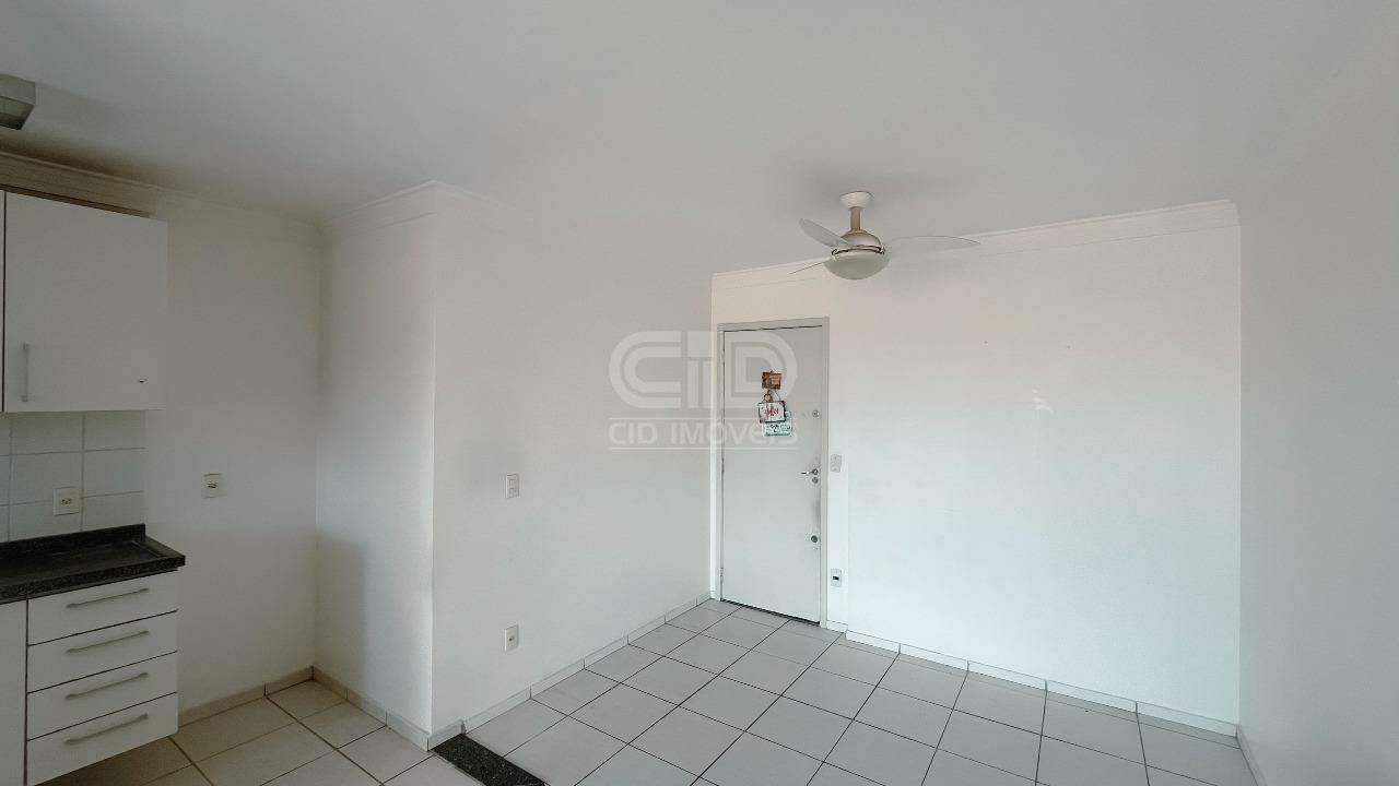Apartamento à venda com 3 quartos, 67m² - Foto 3