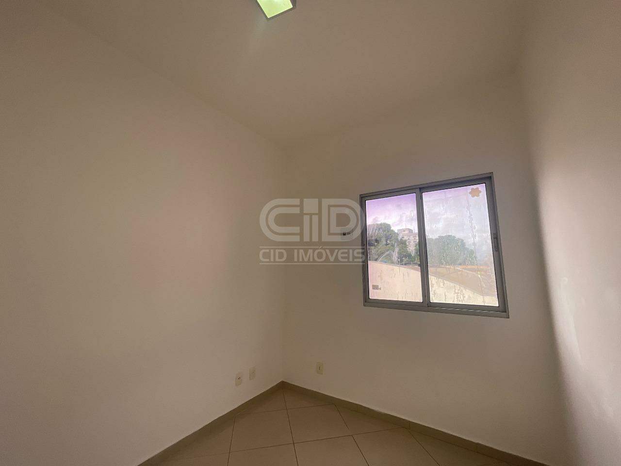Apartamento para alugar com 3 quartos, 110m² - Foto 12