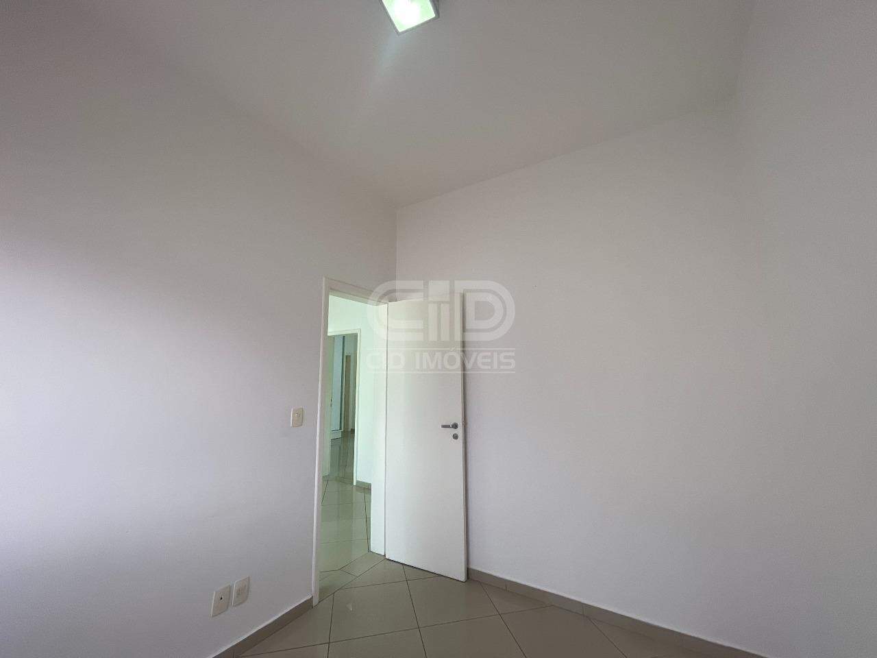 Apartamento para alugar com 3 quartos, 110m² - Foto 14