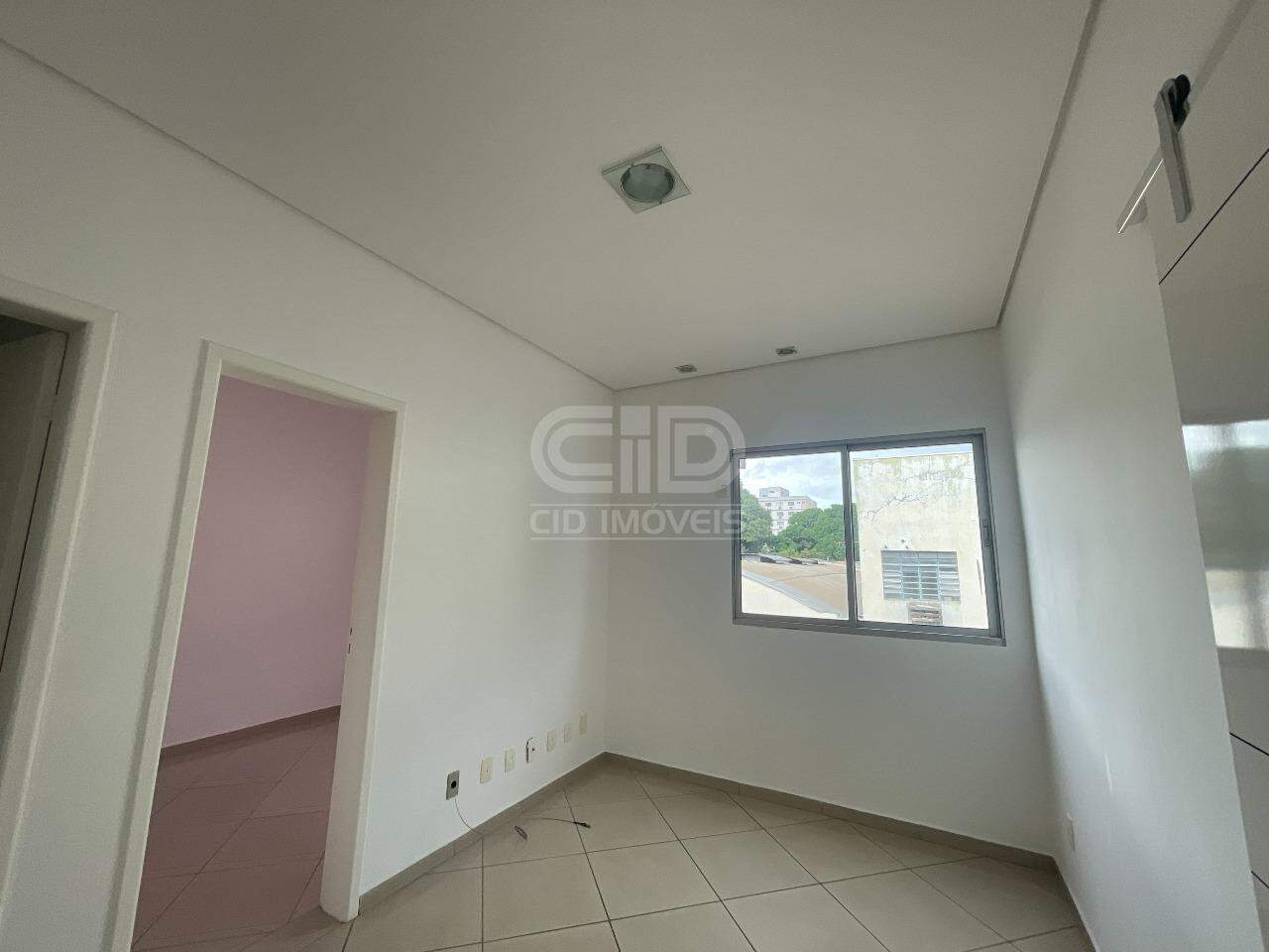 Apartamento para alugar com 3 quartos, 110m² - Foto 10