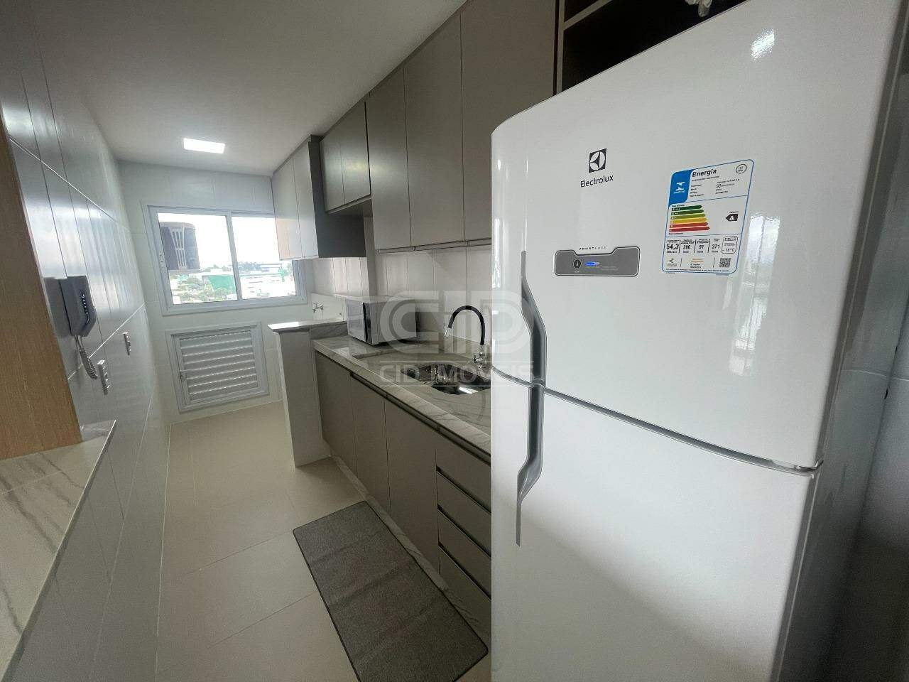 Apartamento para alugar com 2 quartos, 64m² - Foto 15
