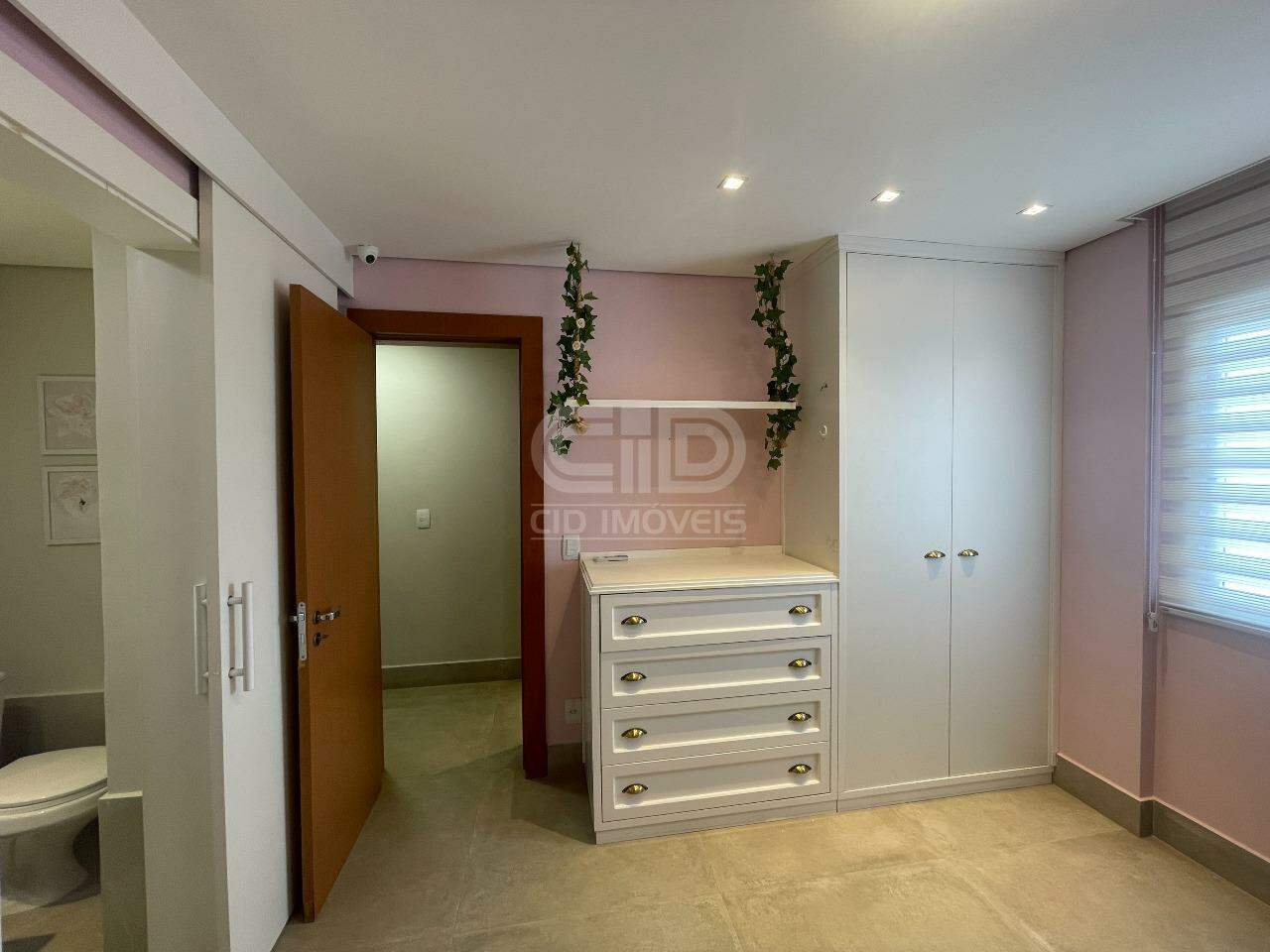 Apartamento para alugar com 3 quartos, 115m² - Foto 14