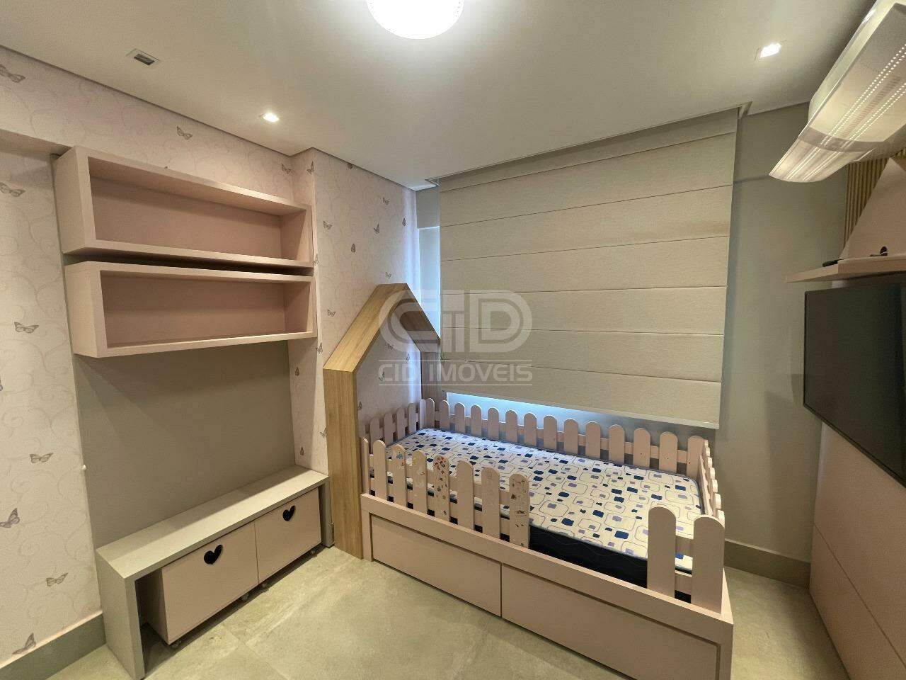 Apartamento para alugar com 3 quartos, 115m² - Foto 8