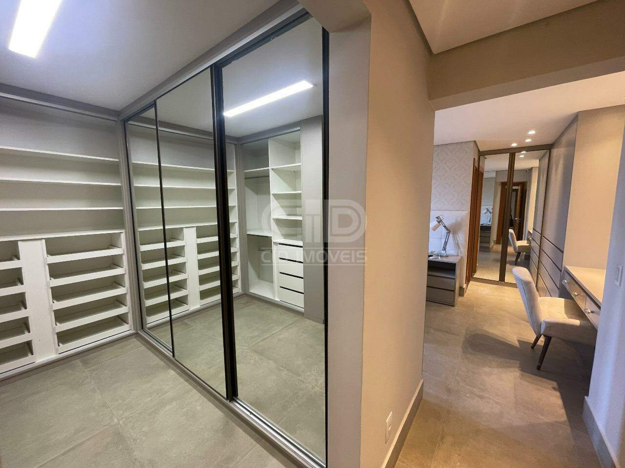 Apartamento para alugar com 3 quartos, 115m² - Foto 17