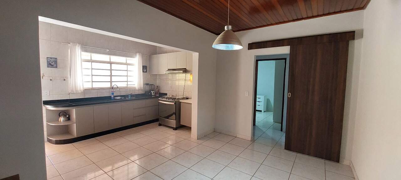 Casa à venda com 4 quartos, 196m² - Foto 10