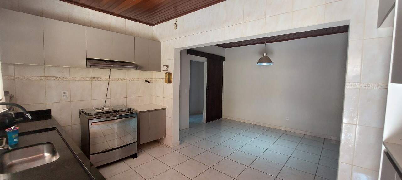 Casa à venda com 4 quartos, 196m² - Foto 12