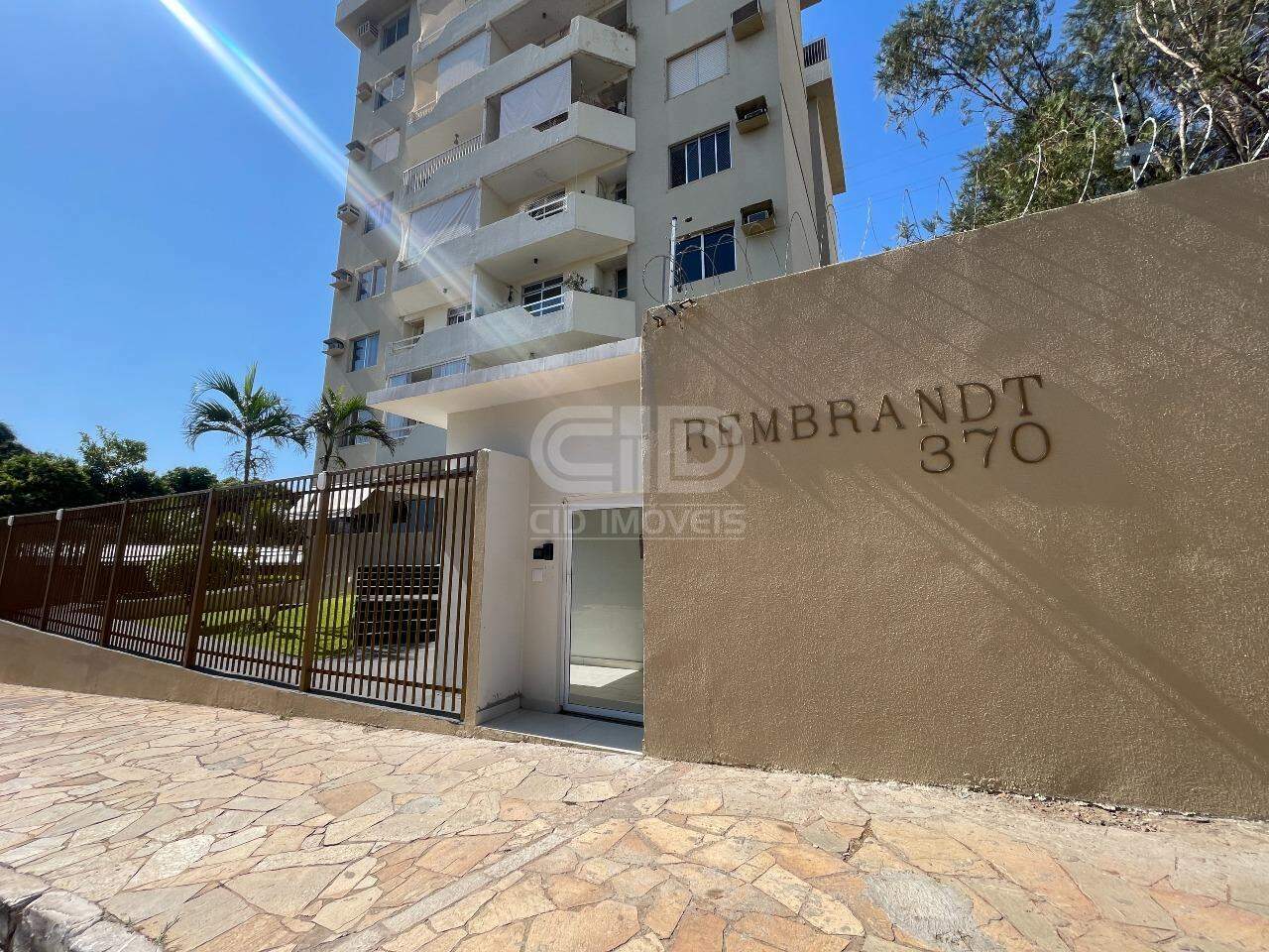 Apartamento à venda com 2 quartos, 83m² - Foto 1