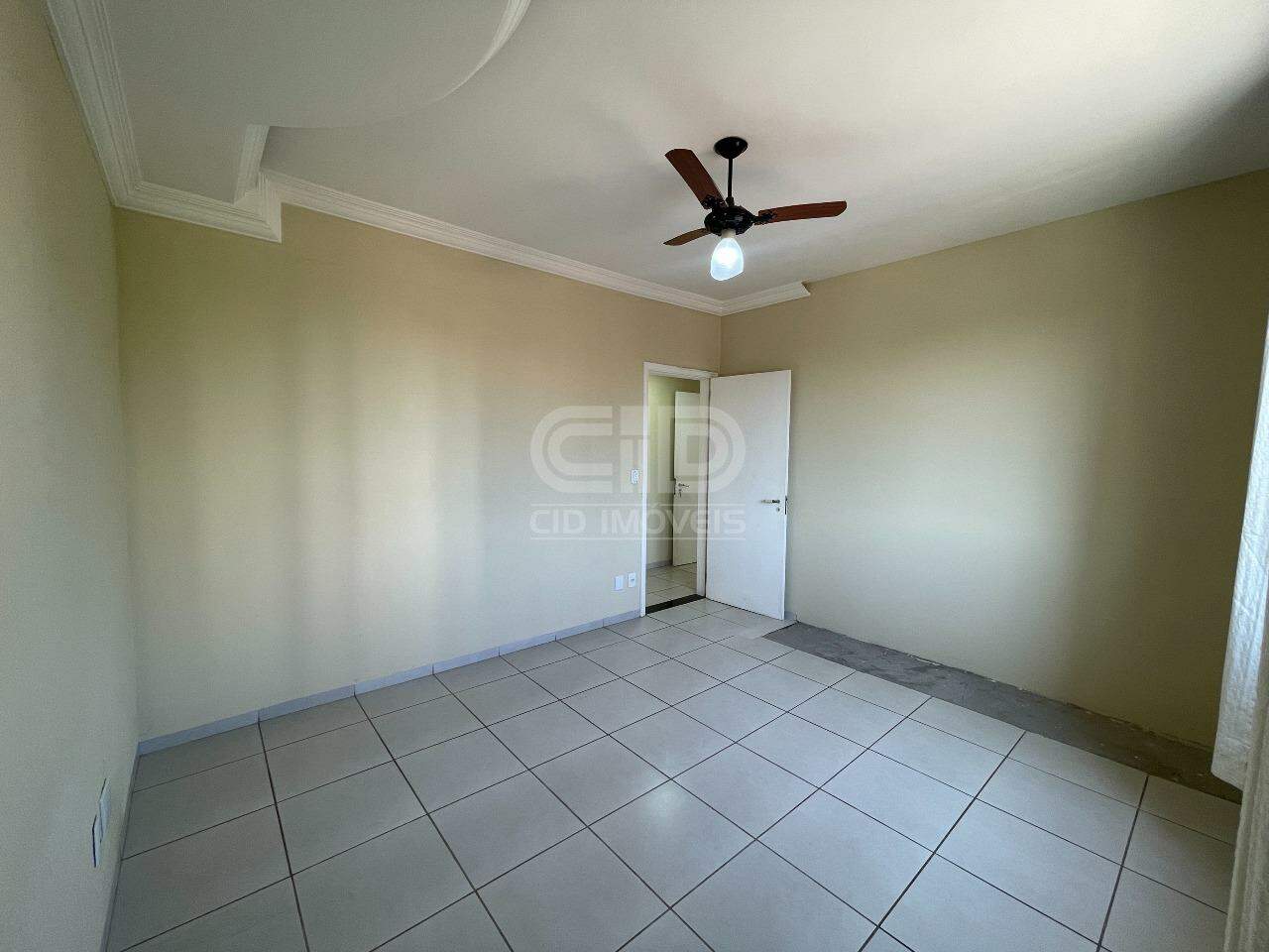 Apartamento à venda com 2 quartos, 83m² - Foto 13