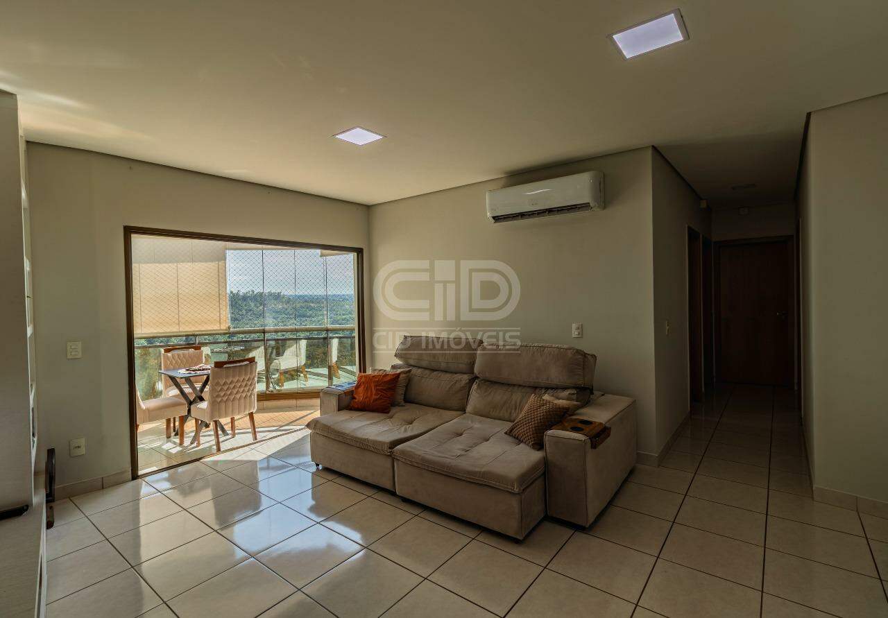 Apartamento à venda com 3 quartos, 97m² - Foto 1