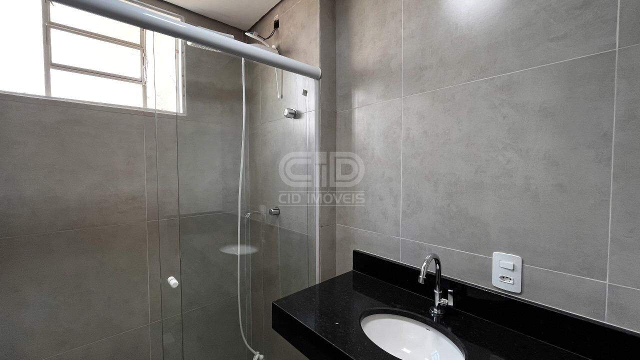 Apartamento à venda com 3 quartos, 123m² - Foto 11