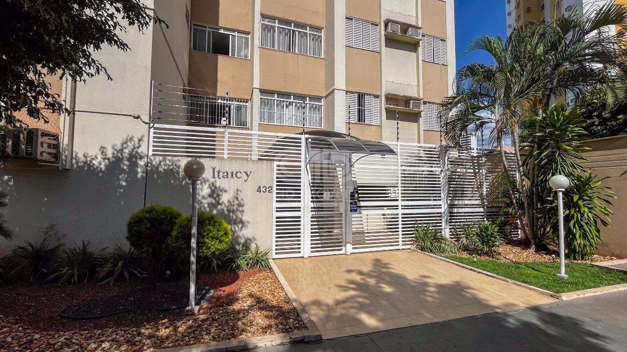 Apartamento à venda com 3 quartos, 123m² - Foto 13